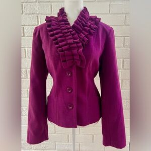 Spence dressy jacket with ruffle collar and front pockets. EUC size XL